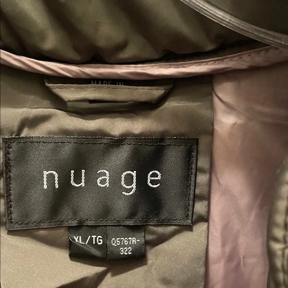 NUAGE Puffer Vest with Hood- NWT — XL - Picture 2 of 5